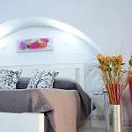 O\' Vascio House